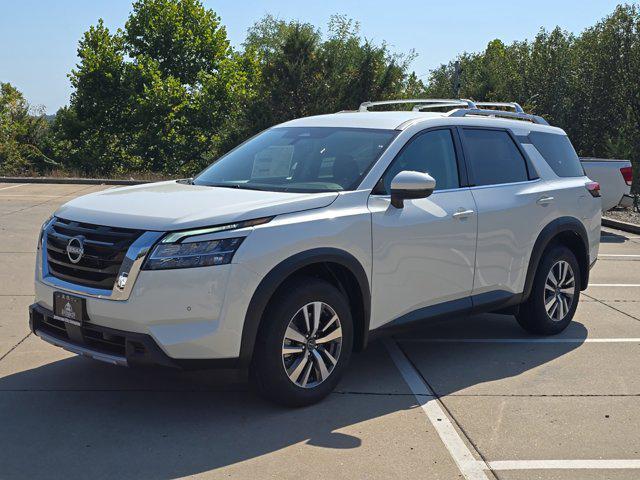 new 2024 Nissan Pathfinder car, priced at $43,991