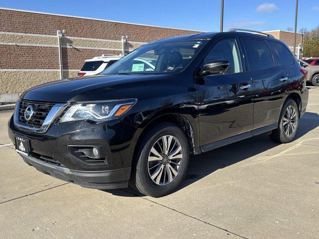 used 2019 Nissan Pathfinder car, priced at $17,998