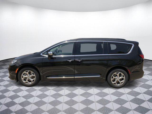 used 2023 Chrysler Pacifica car, priced at $27,998