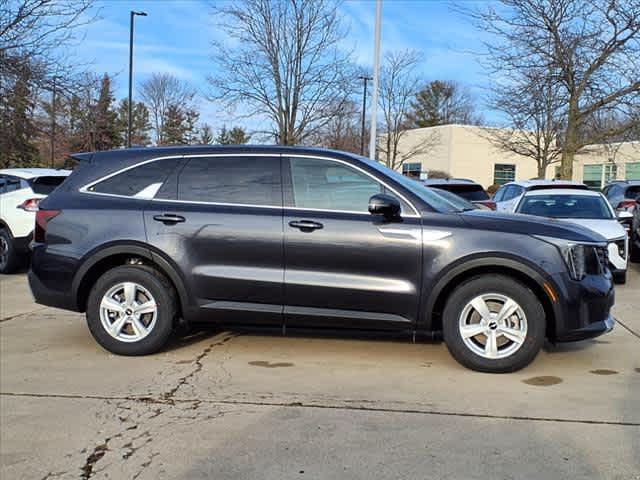 new 2025 Kia Sorento car, priced at $31,554