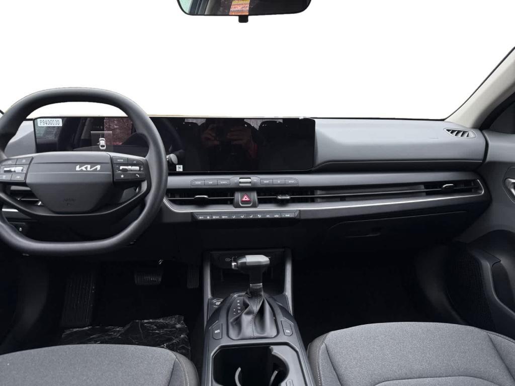 new 2025 Kia K4 car, priced at $23,185