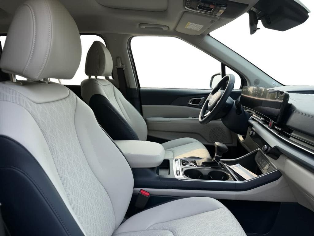 new 2026 Kia Carnival car, priced at $43,972