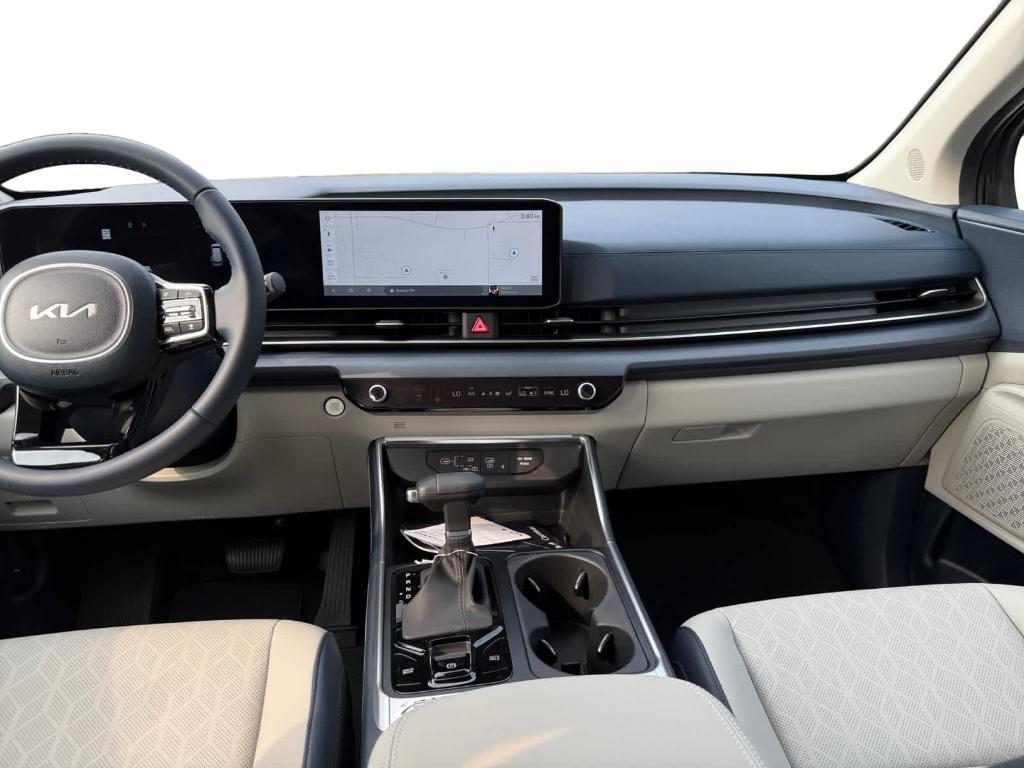 new 2026 Kia Carnival car, priced at $43,972