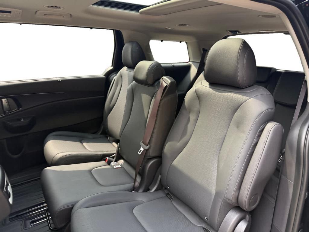 new 2026 Kia Carnival car, priced at $53,315