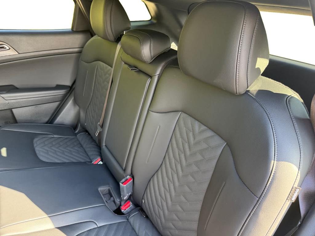 new 2026 Kia Sportage Hybrid car, priced at $35,706