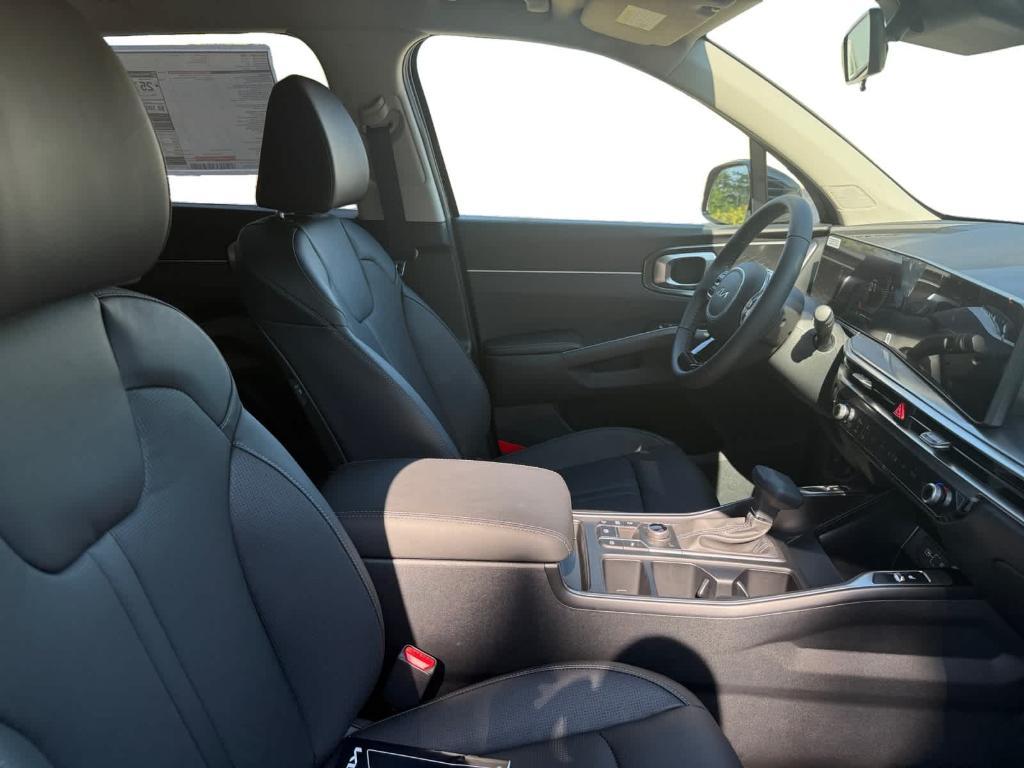 new 2025 Kia Sorento car, priced at $36,674