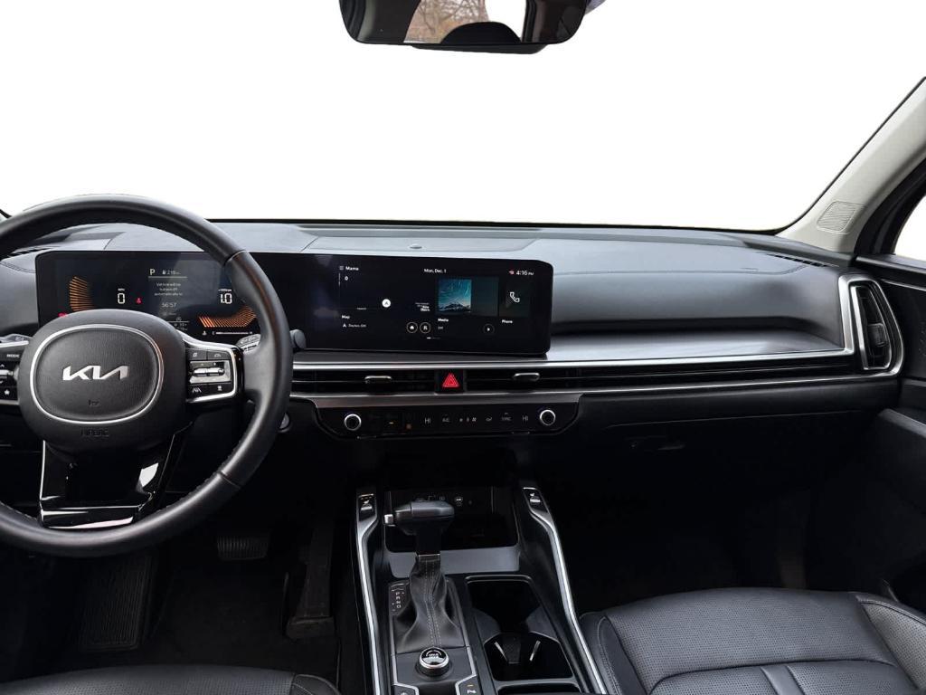 used 2024 Kia Sorento car, priced at $31,495