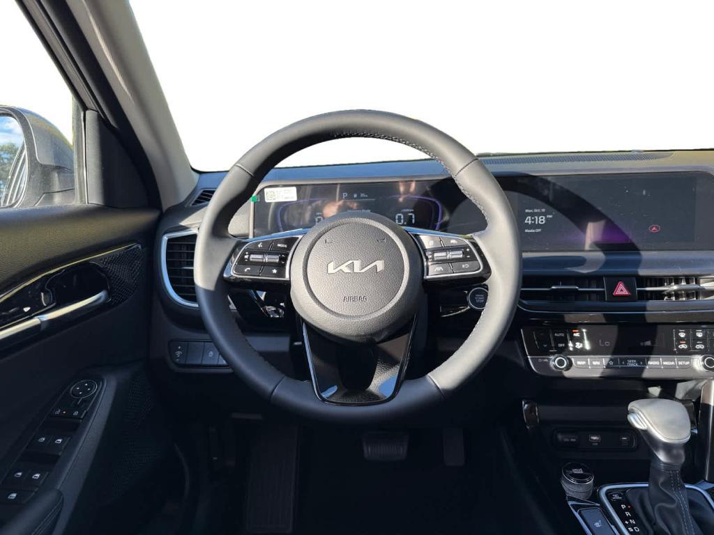 new 2026 Kia Seltos car, priced at $27,536