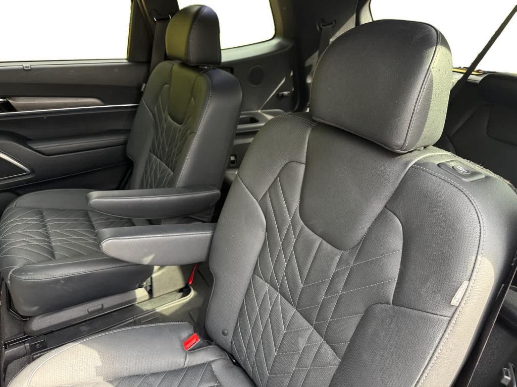 used 2024 Kia Telluride car, priced at $42,595