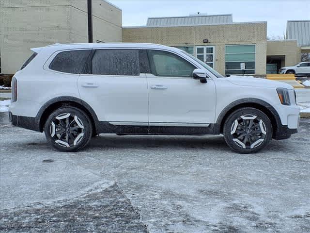 new 2025 Kia Telluride car, priced at $43,146