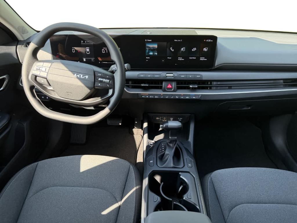 new 2025 Kia K4 car, priced at $23,015
