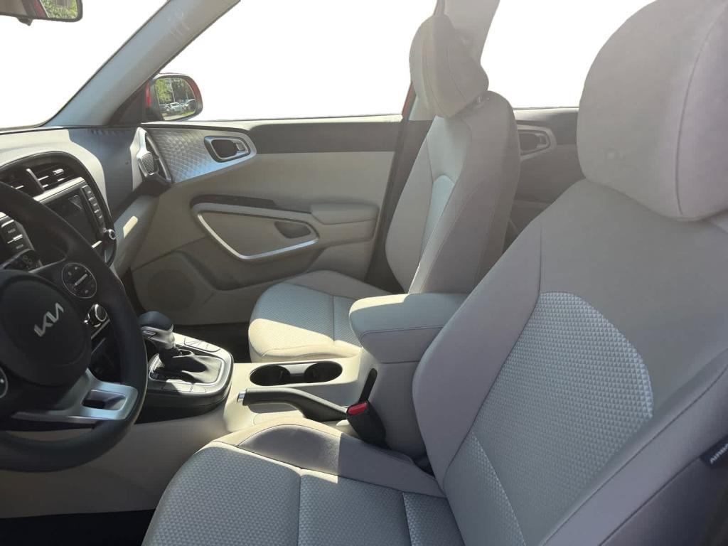 new 2025 Kia Soul car, priced at $20,526