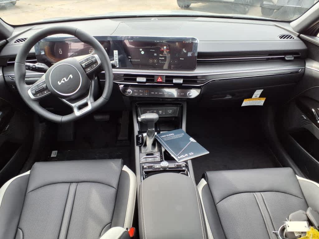 new 2025 Kia K5 car, priced at $32,766