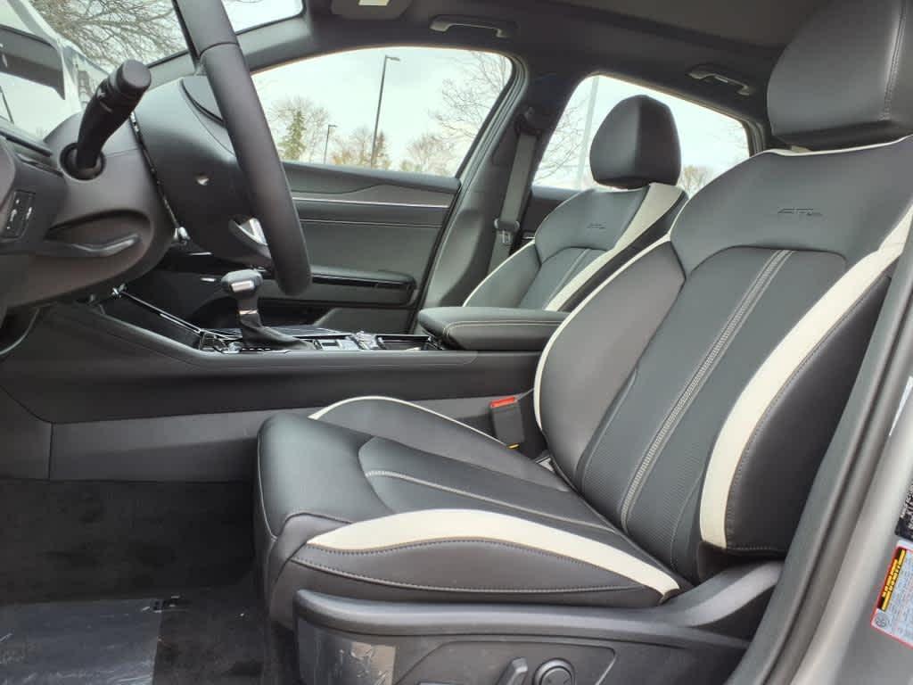 new 2025 Kia K5 car, priced at $32,766