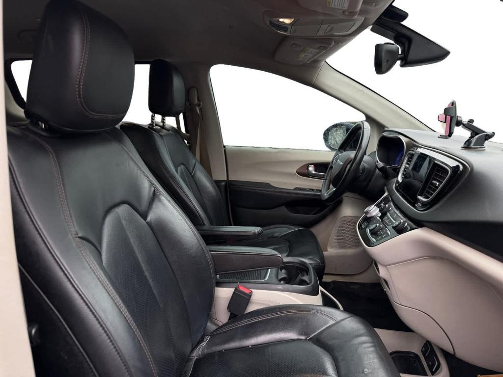 used 2017 Chrysler Pacifica car, priced at $11,678