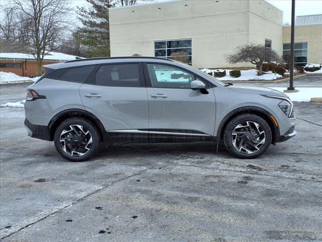 new 2025 Kia Sportage car, priced at $35,846