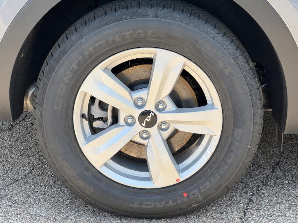 new 2025 Kia Sportage Hybrid car, priced at $32,197