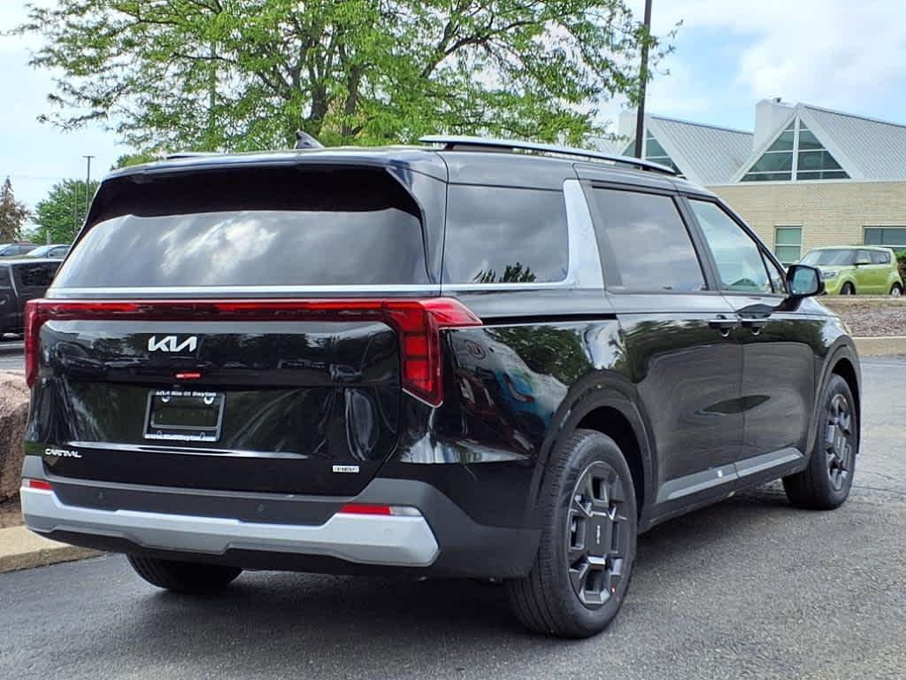 new 2025 Kia Carnival Hybrid car, priced at $44,591