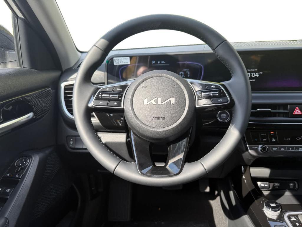 new 2026 Kia Seltos car, priced at $27,352
