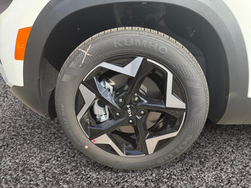 new 2026 Kia Seltos car, priced at $27,352