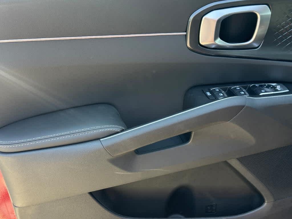 new 2025 Kia Sorento car, priced at $32,855