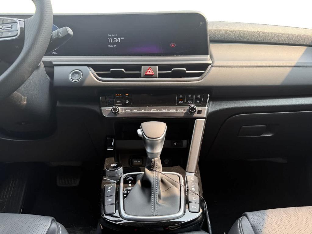 new 2025 Kia Seltos car, priced at $32,226