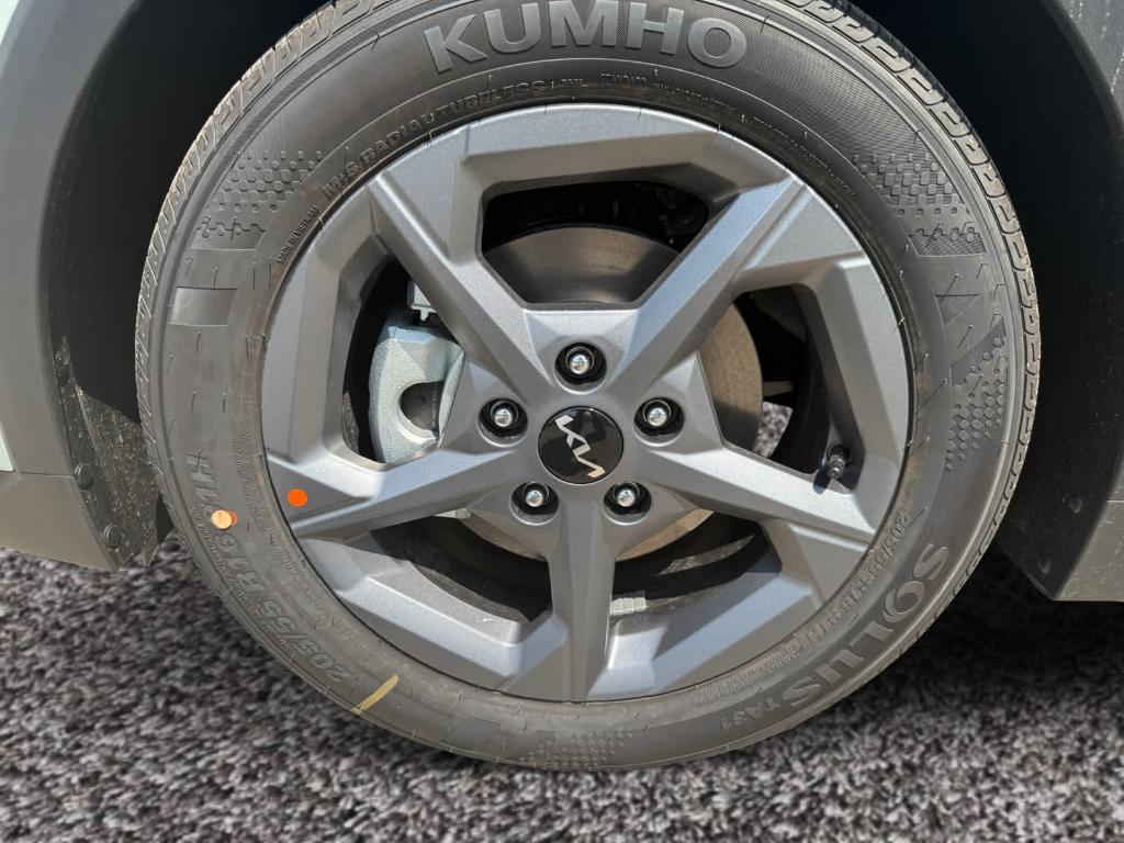 new 2025 Kia K4 car, priced at $23,015