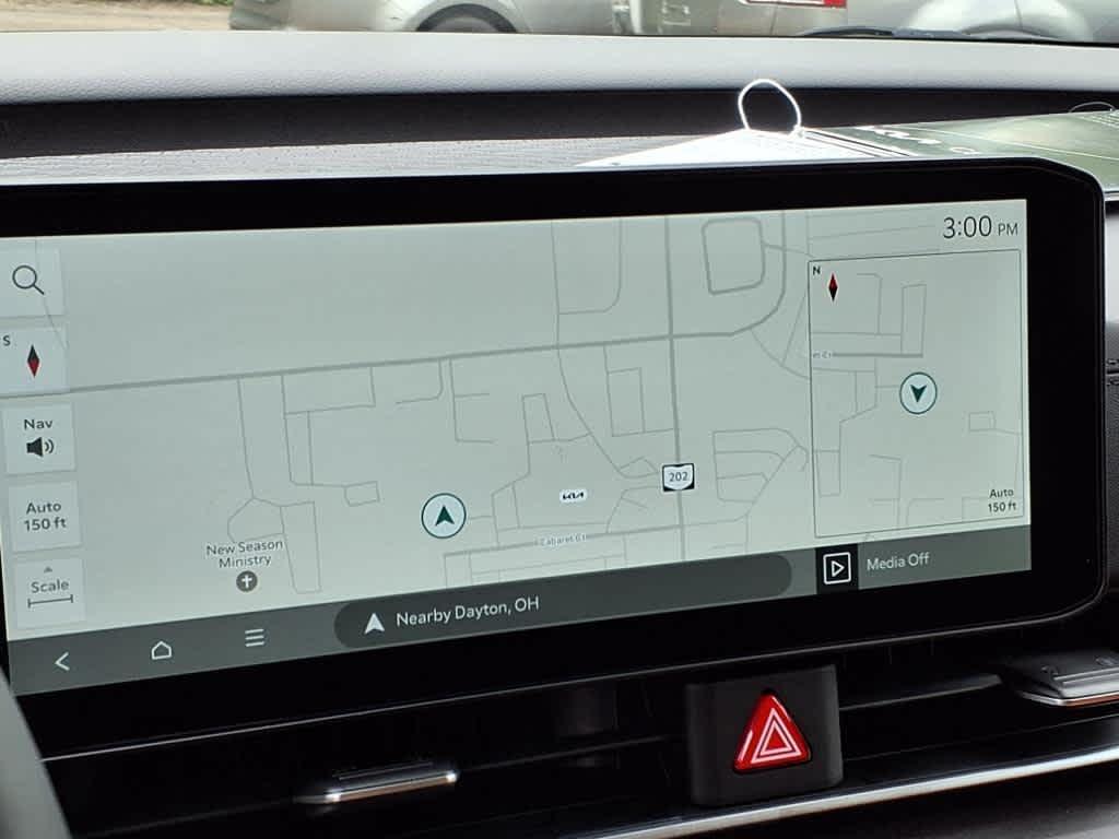 new 2025 Kia Carnival car, priced at $40,826