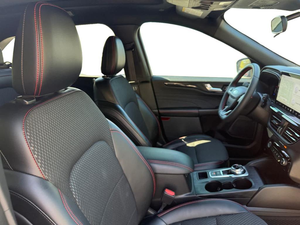 used 2023 Ford Escape car, priced at $24,591