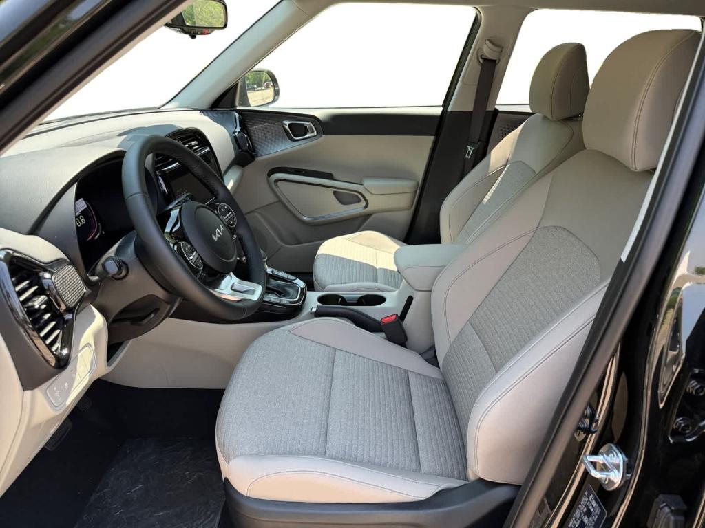 new 2025 Kia Soul car, priced at $25,139