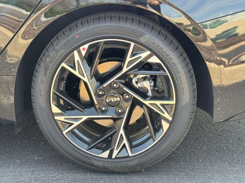 new 2025 Kia K5 car, priced at $30,231