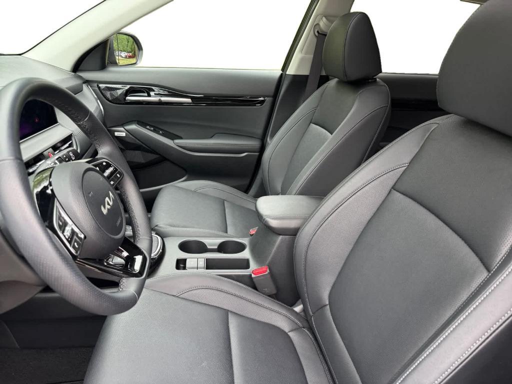 used 2024 Kia Seltos car, priced at $24,099
