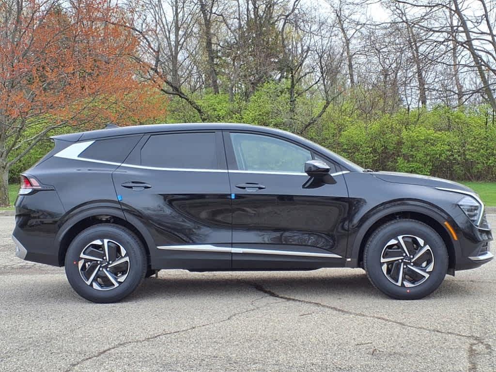 new 2025 Kia Sportage Hybrid car, priced at $31,522