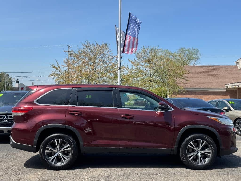 used 2019 Toyota Highlander car, priced at $21,949