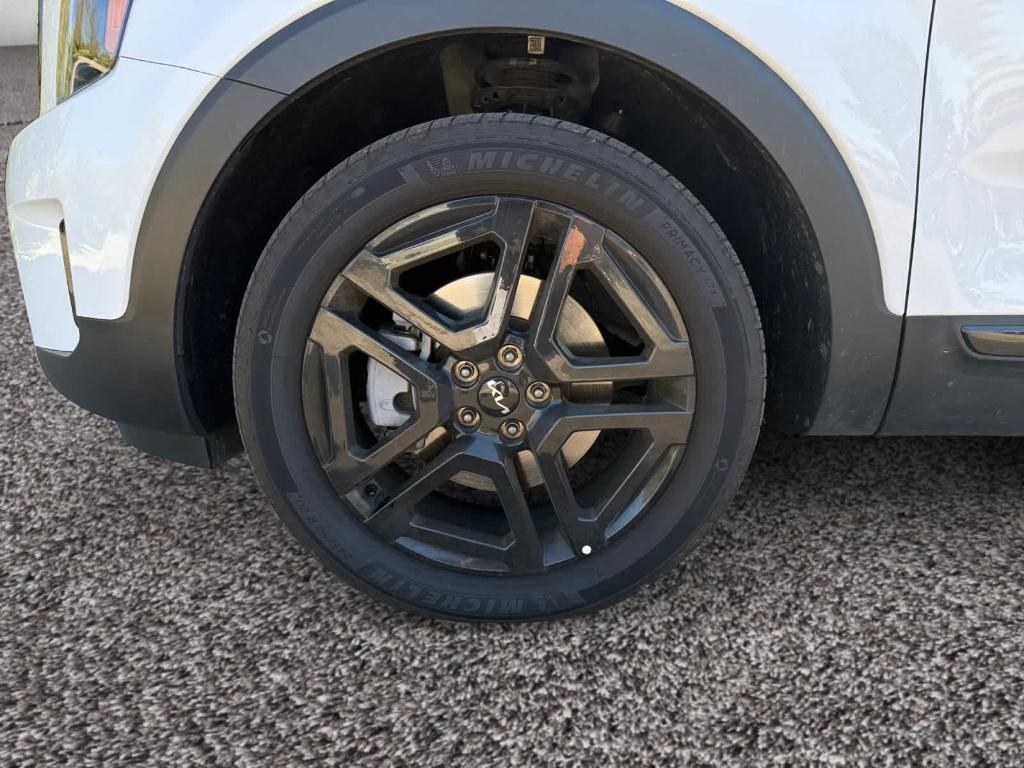 used 2024 Kia Telluride car, priced at $43,990