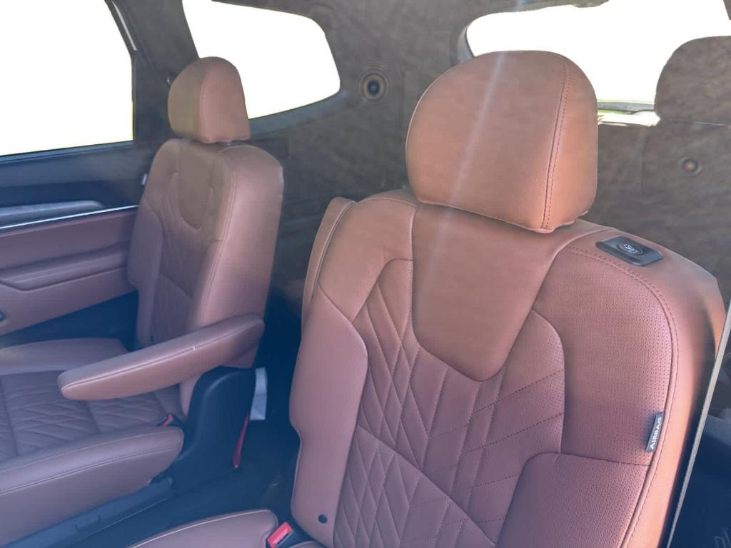 used 2024 Kia Telluride car, priced at $43,990