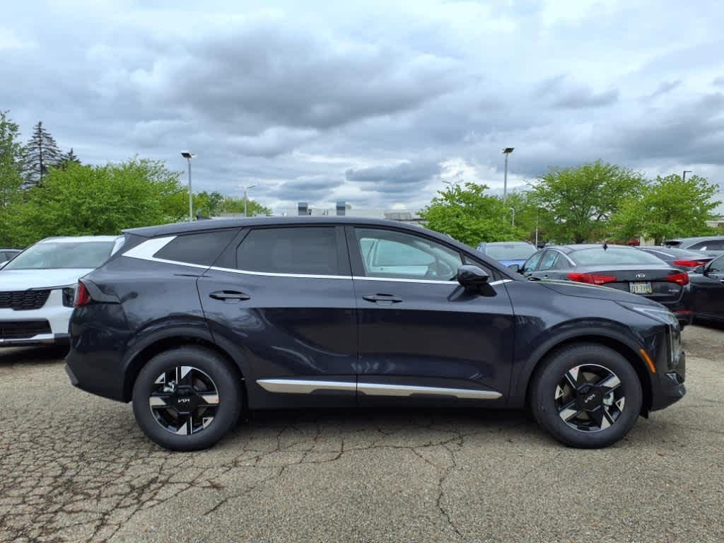 new 2026 Kia Sportage car, priced at $29,376