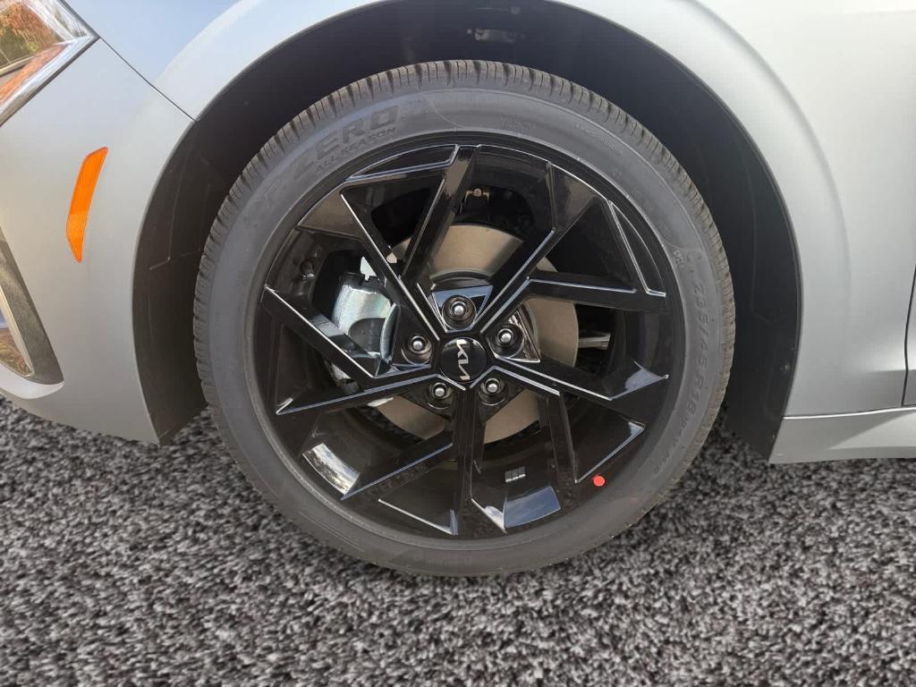 new 2026 Kia K5 car, priced at $31,958
