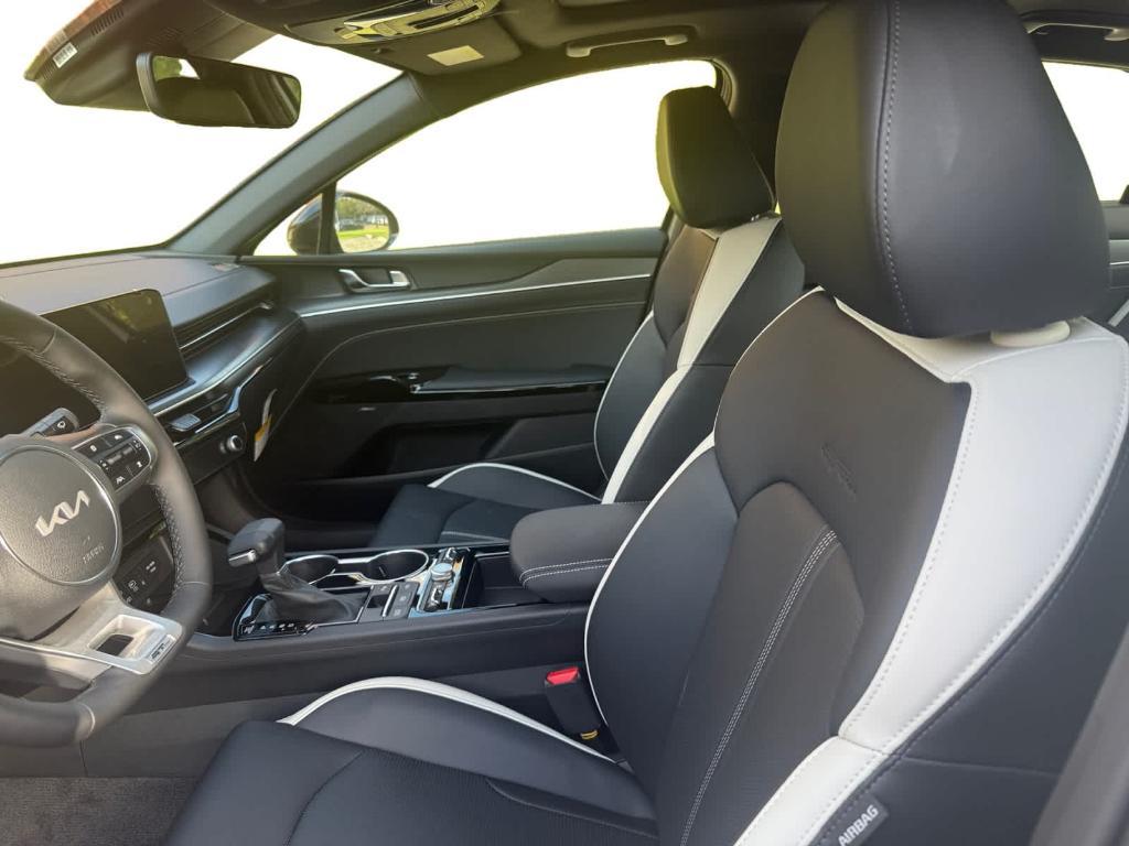 new 2026 Kia K5 car, priced at $31,958