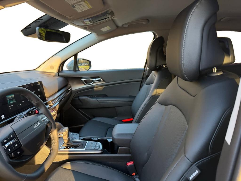 new 2026 Kia Sportage car, priced at $30,446