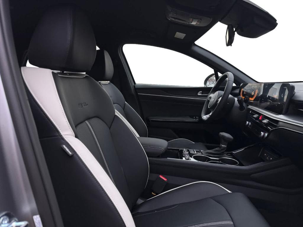 new 2026 Kia K5 car, priced at $30,480