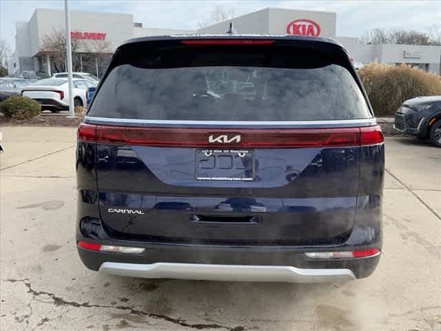 used 2024 Kia Carnival car, priced at $30,976