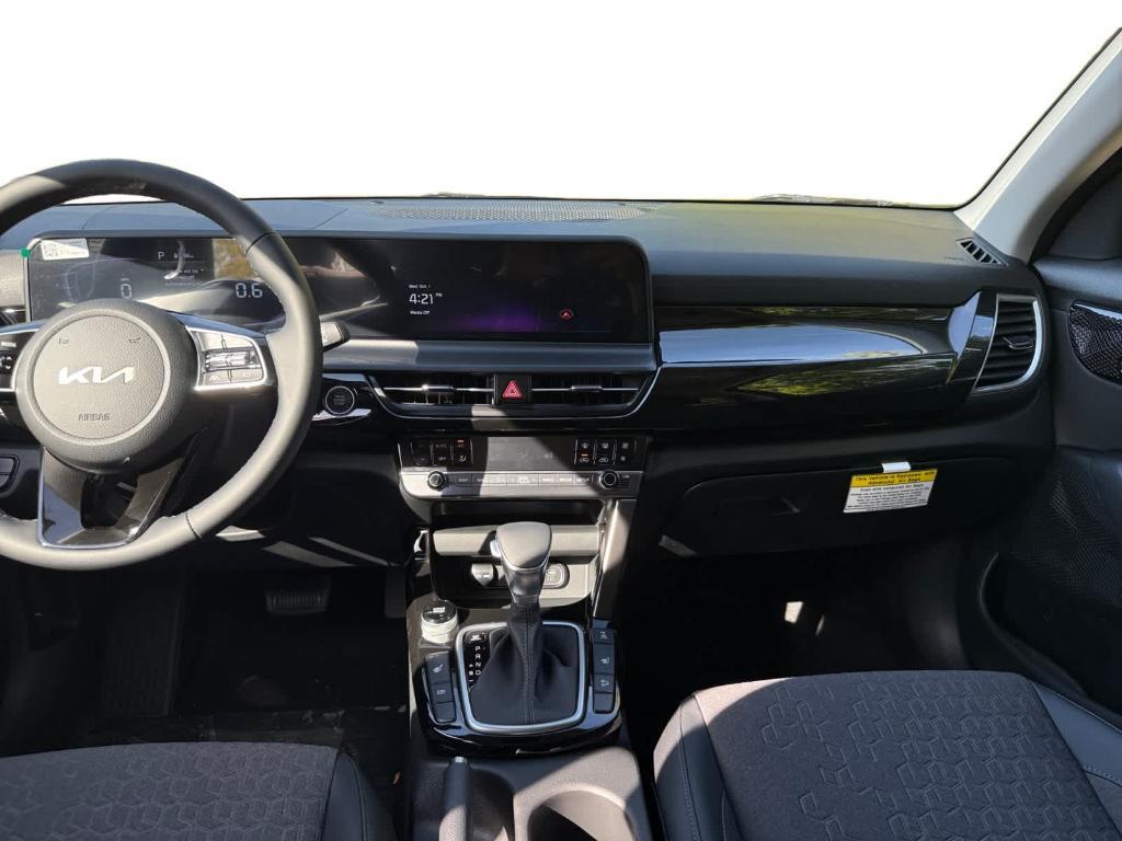 new 2026 Kia Seltos car, priced at $26,680