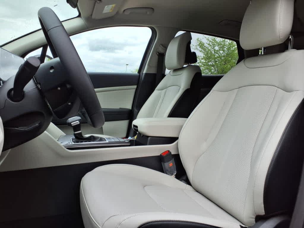 new 2026 Kia Sportage car, priced at $31,138