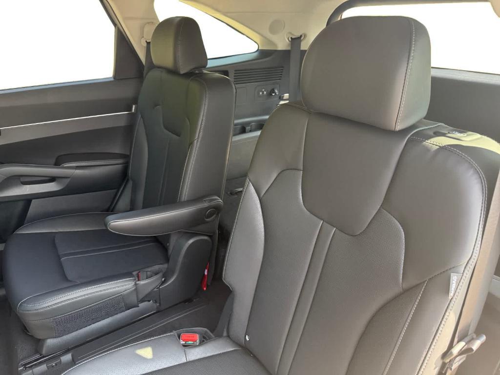 new 2026 Kia Sorento car, priced at $42,955