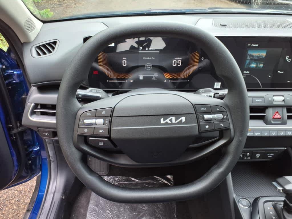 new 2025 Kia K4 car, priced at $24,165