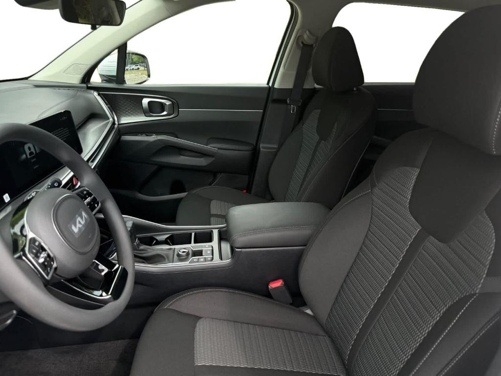 new 2025 Kia Sorento car, priced at $34,125