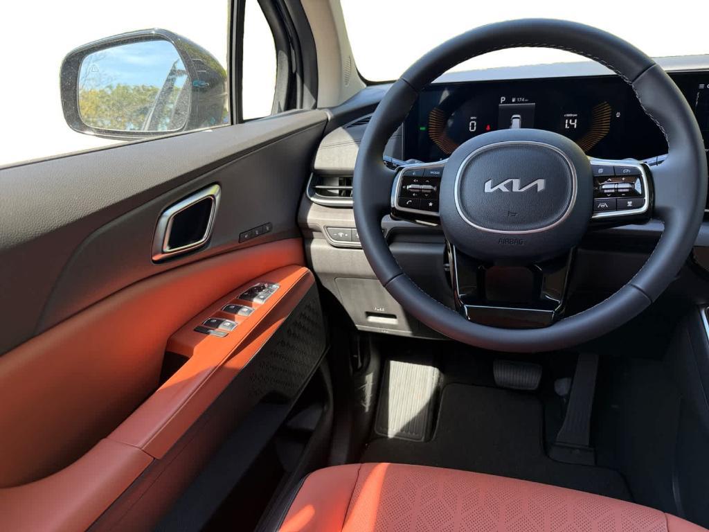 new 2026 Kia Carnival Hybrid car, priced at $42,648