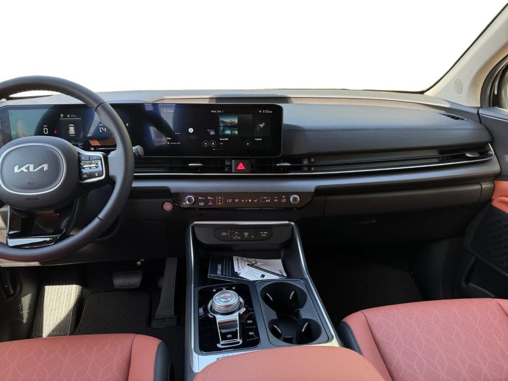 new 2026 Kia Carnival Hybrid car, priced at $42,648