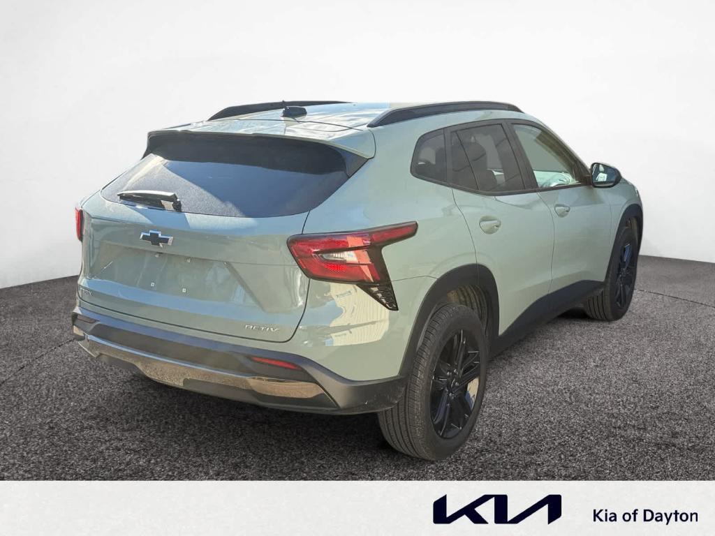 used 2025 Chevrolet Trax car, priced at $23,812